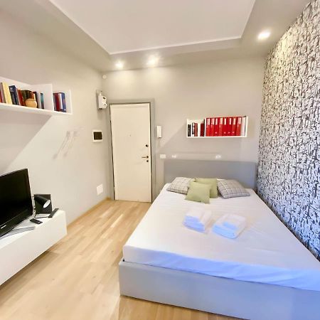 Viale Umbria Colorful And Cosy Studio Apartment Milan Exterior photo